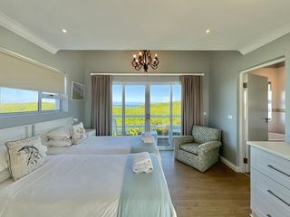 5 bedroom luxury villa sandpiper cape st francis resort accommodation 21