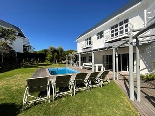 5 bedroom luxury villa sandpiper cape st francis resort accommodation 35