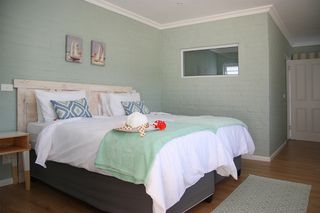 club break standard double rooms cape st francis 152