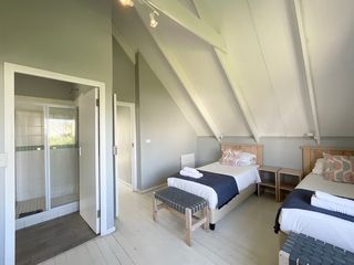 watercress cape st francis accommodation upstairs twin room en suite 